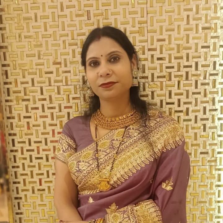 Management Committee member