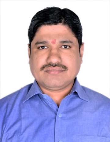 Management Committee member
